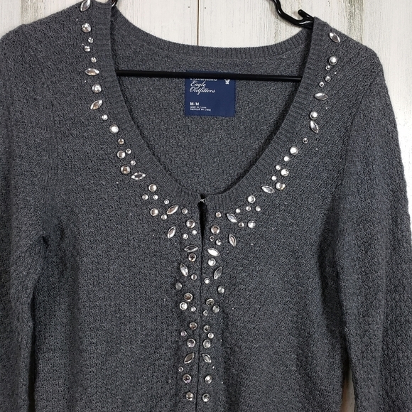 AEO beautiful gray sweater size medium - Picture 3 of 9